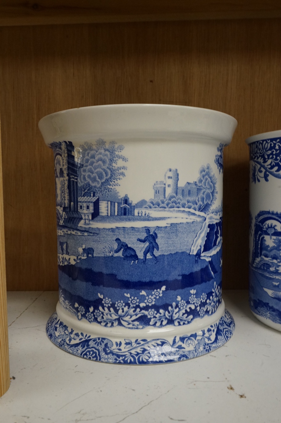A collection of Spode Italian kitchenwares including utensil jars, bread board etc. (13). Bread plate 29cm diameter.